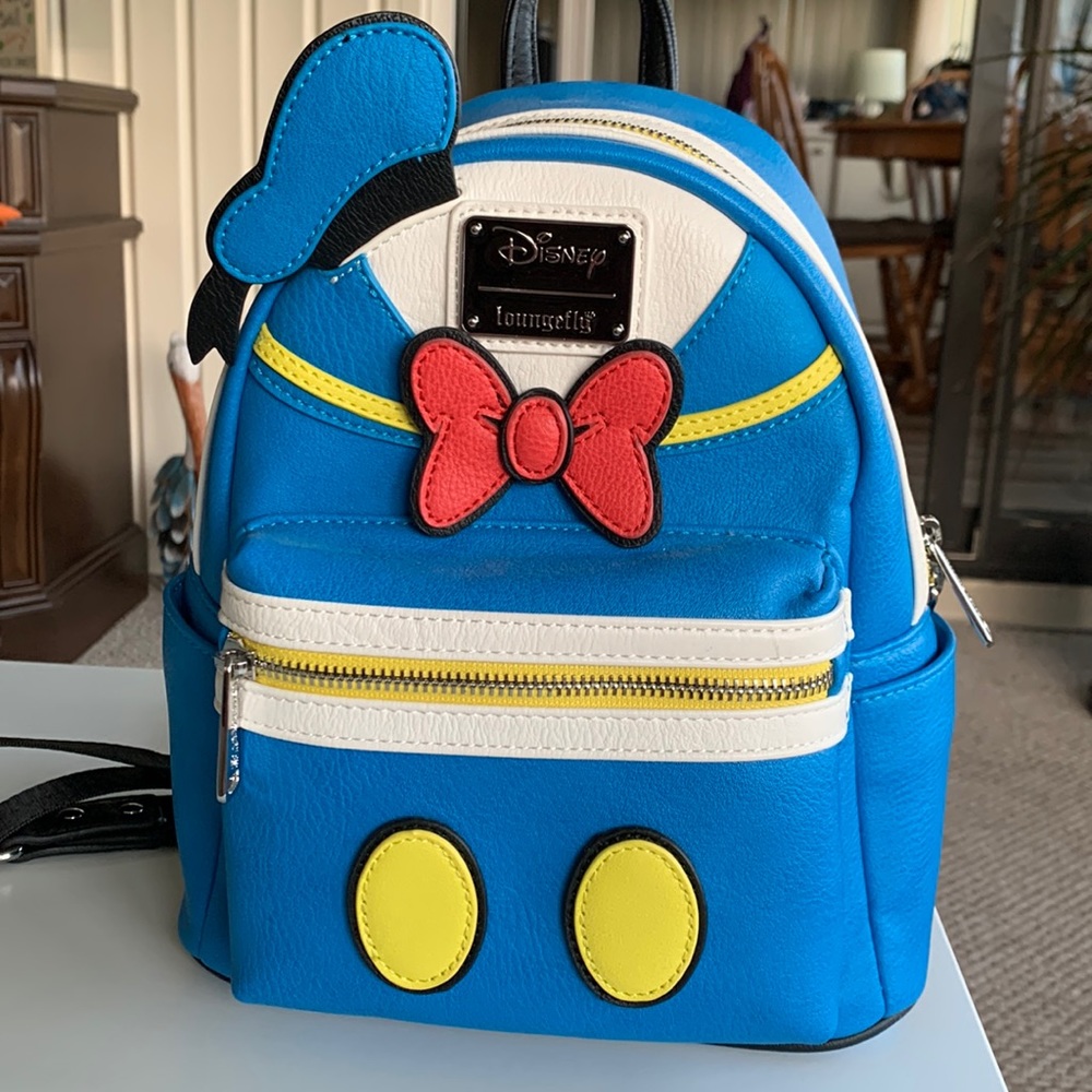 Disney Donald Loungefly like new